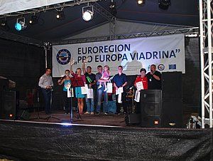 710313cde7 710313cde7